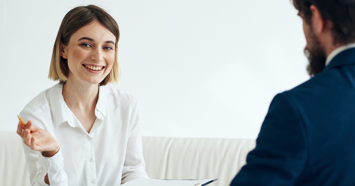 Mẫu kịch bản nói chuyện với khách hàng trực tiếp